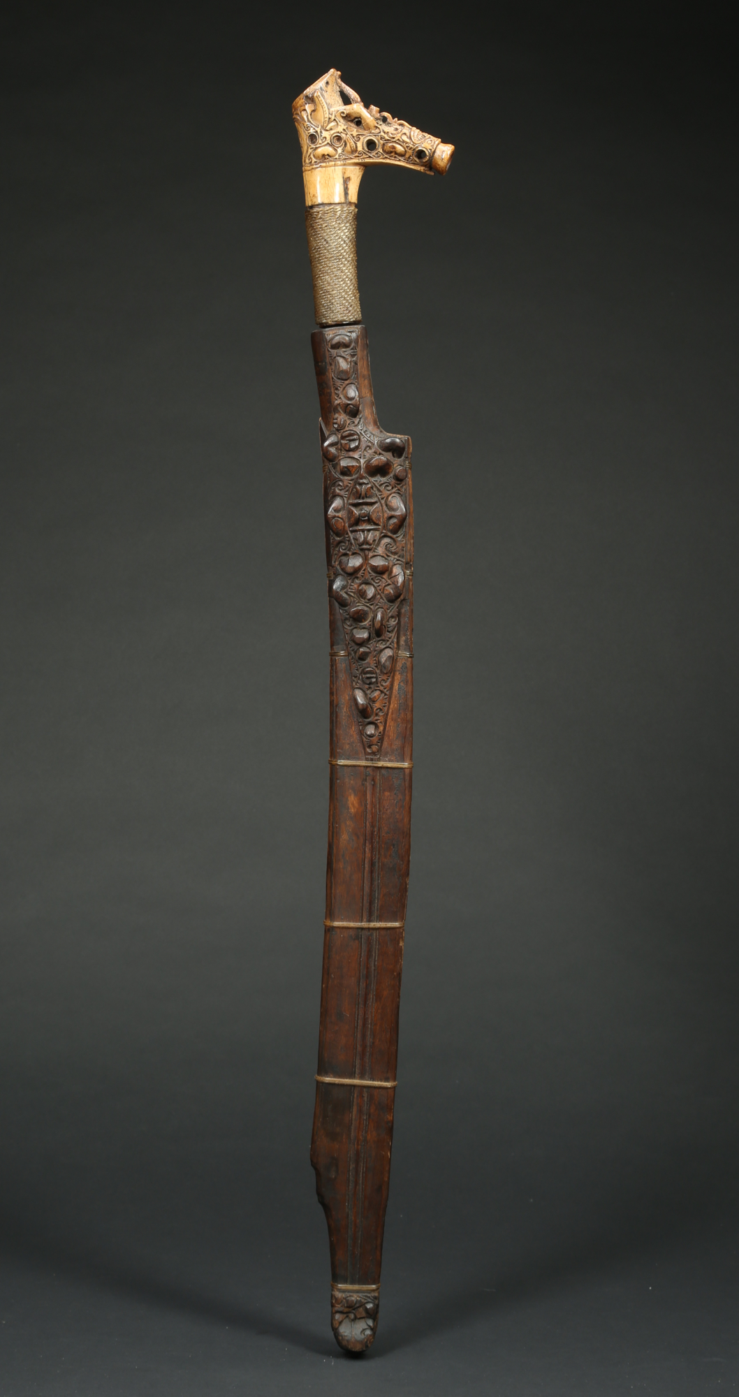 INDO662: Dayak Mandau Sword