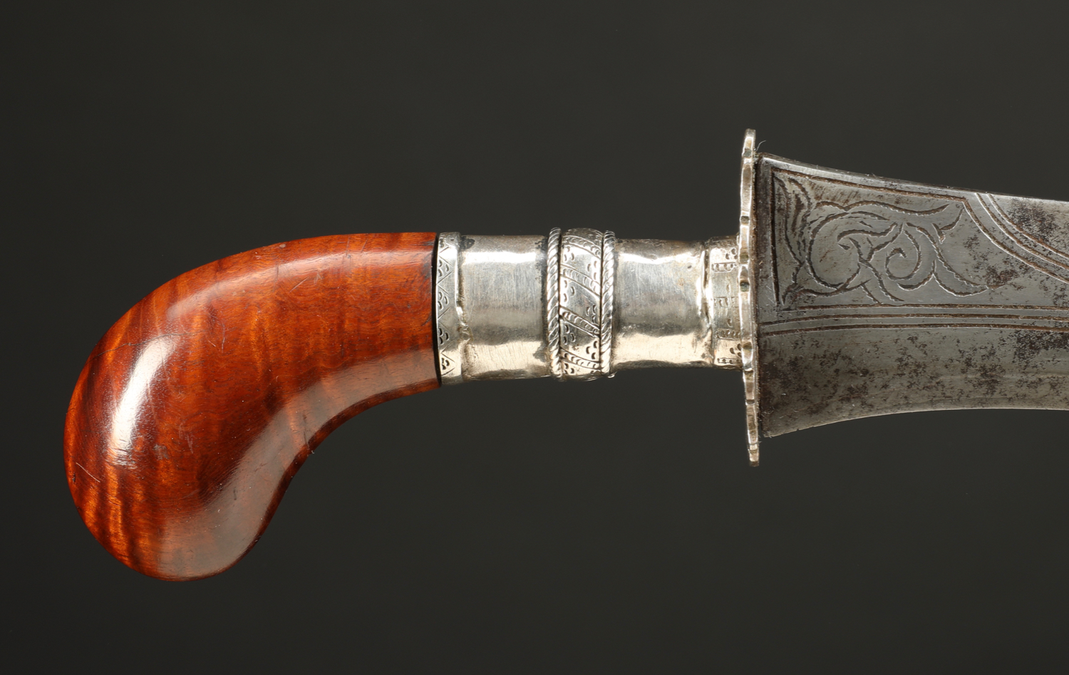 PH768: Moro Punal Dagger