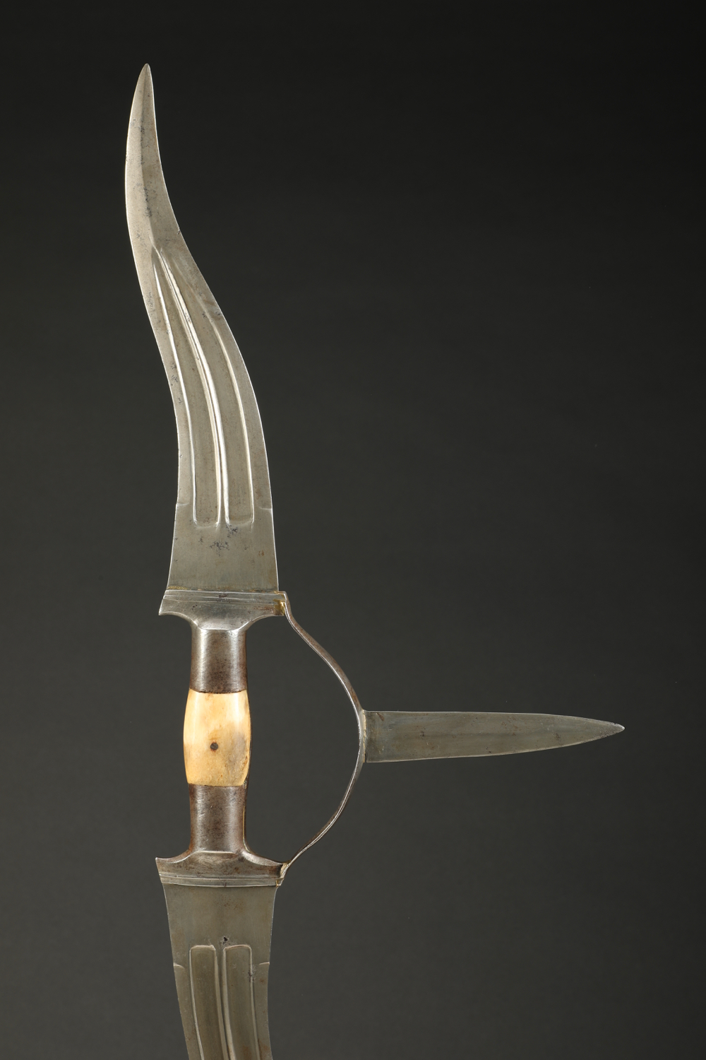 AS605: Haladie Dagger