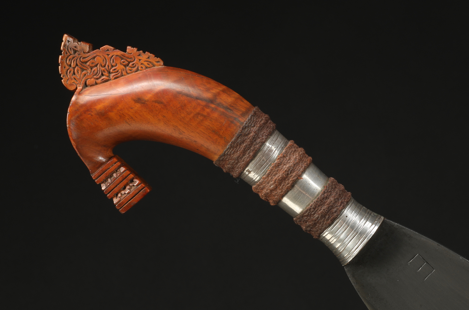 PH809: Moro Barong Sword