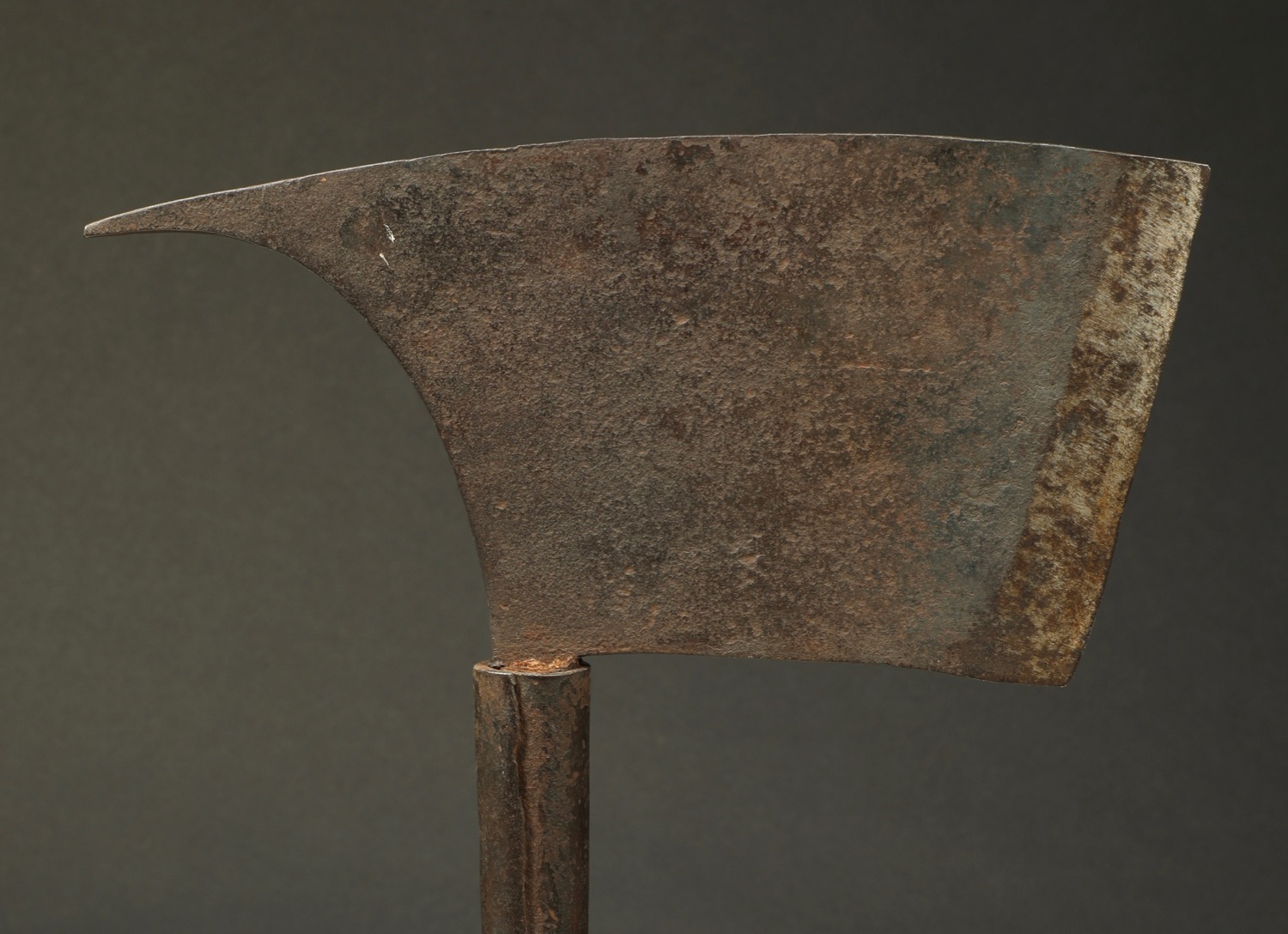 PH816: Ifugao Head Axe