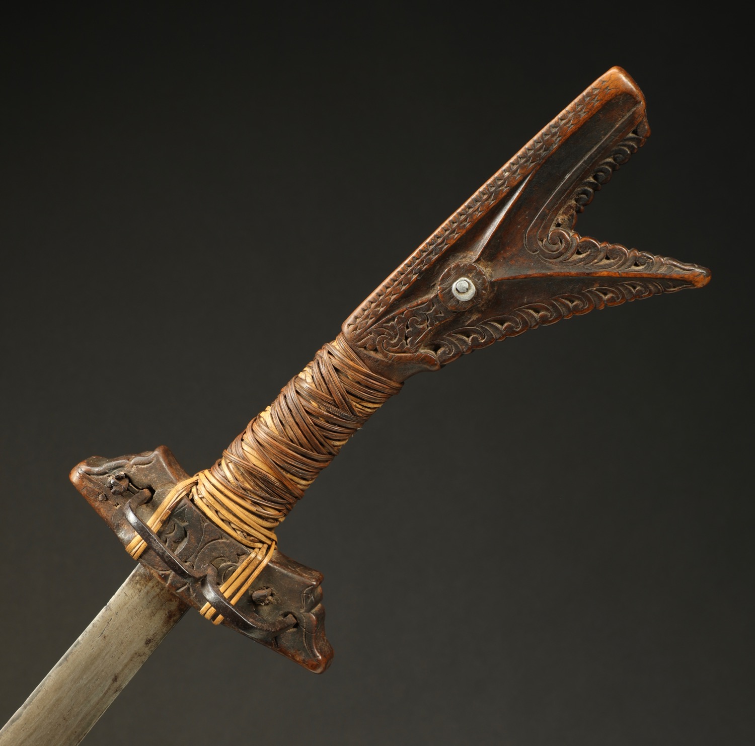 PH818: Moro Kampilan Sword