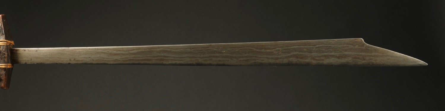 PH818: Moro Kampilan Sword