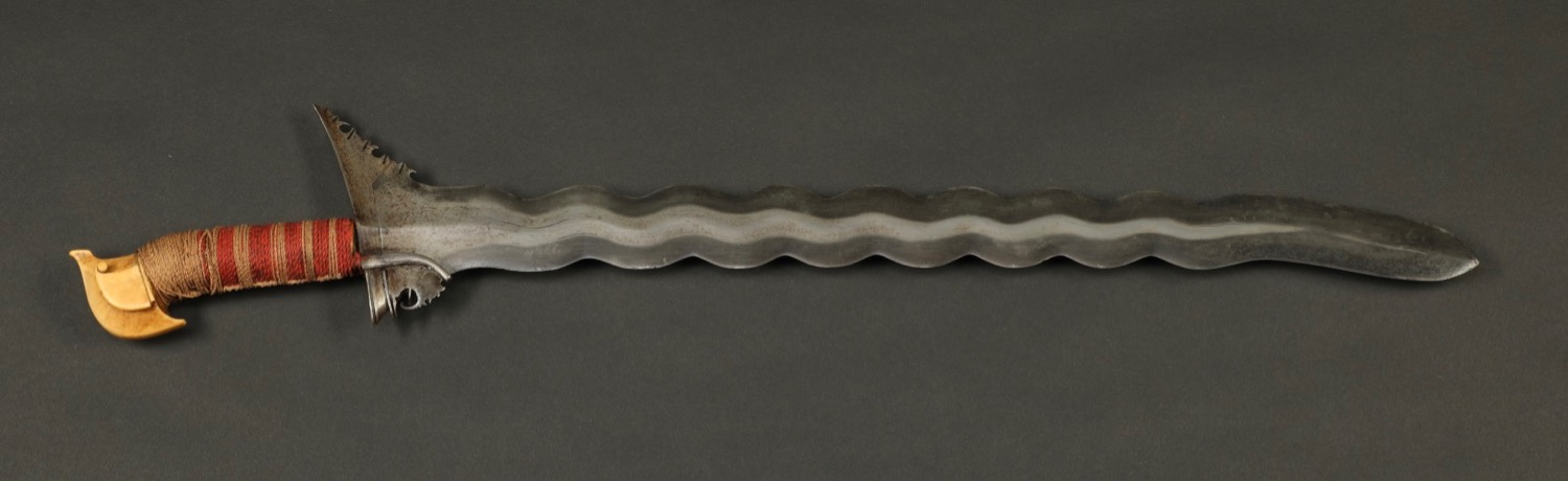 PH824: Moro Datu Kris Sword