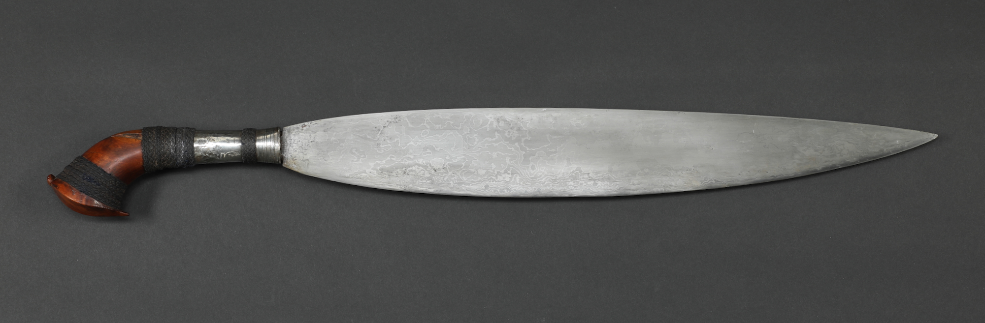 PH832: Moro Large Barong Sword