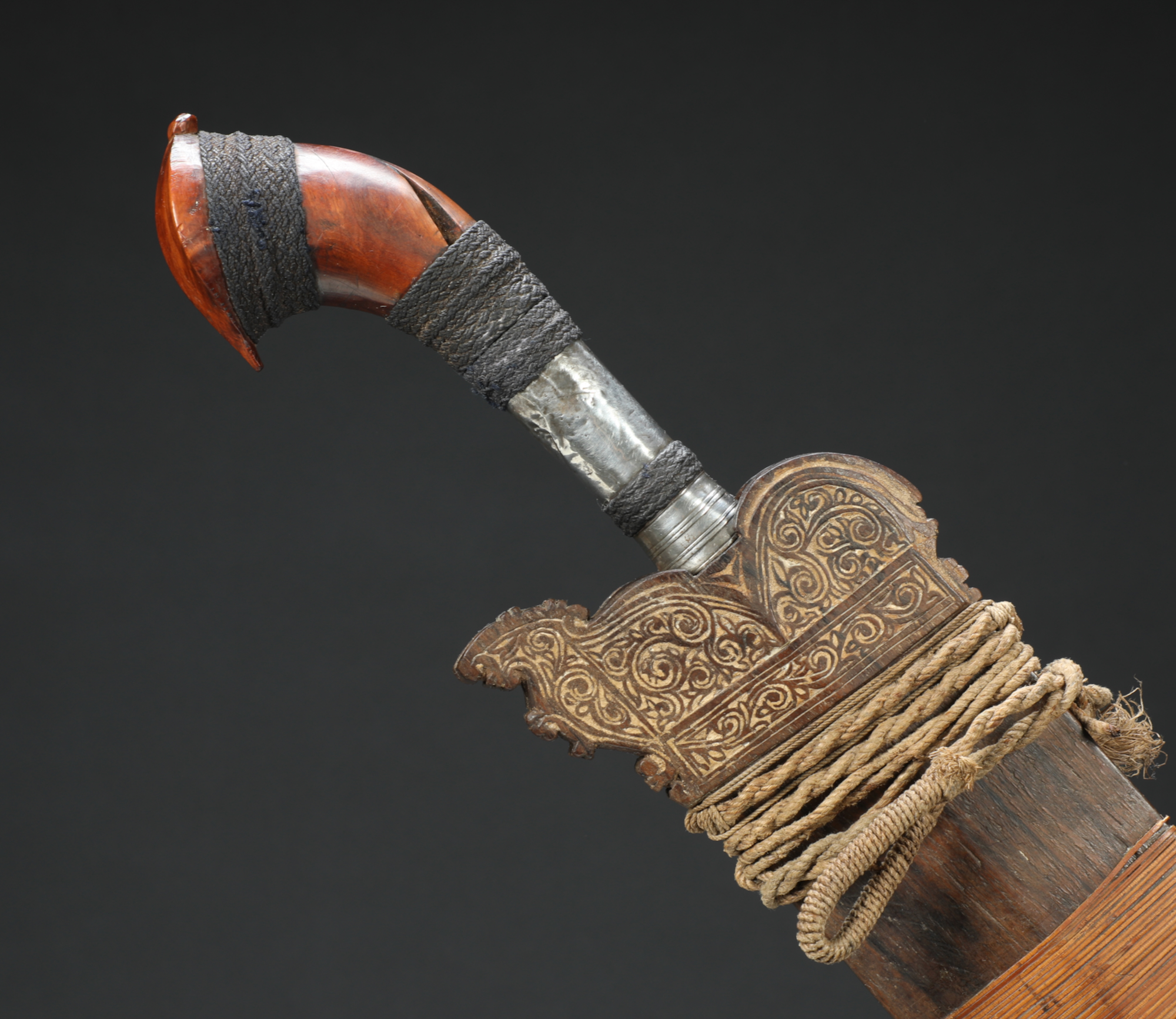 PH832: Moro Large Barong Sword