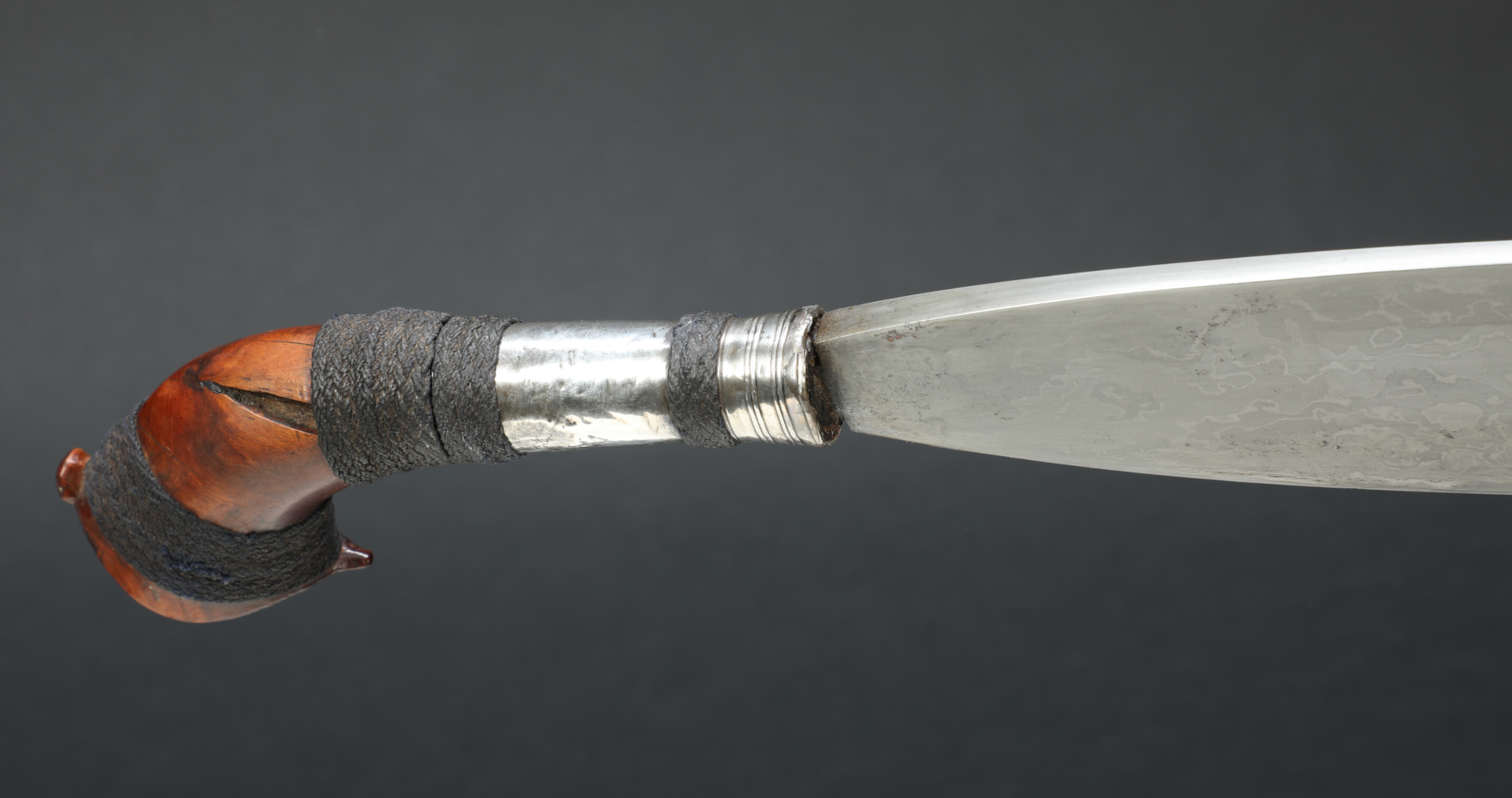 PH832: Moro Large Barong Sword