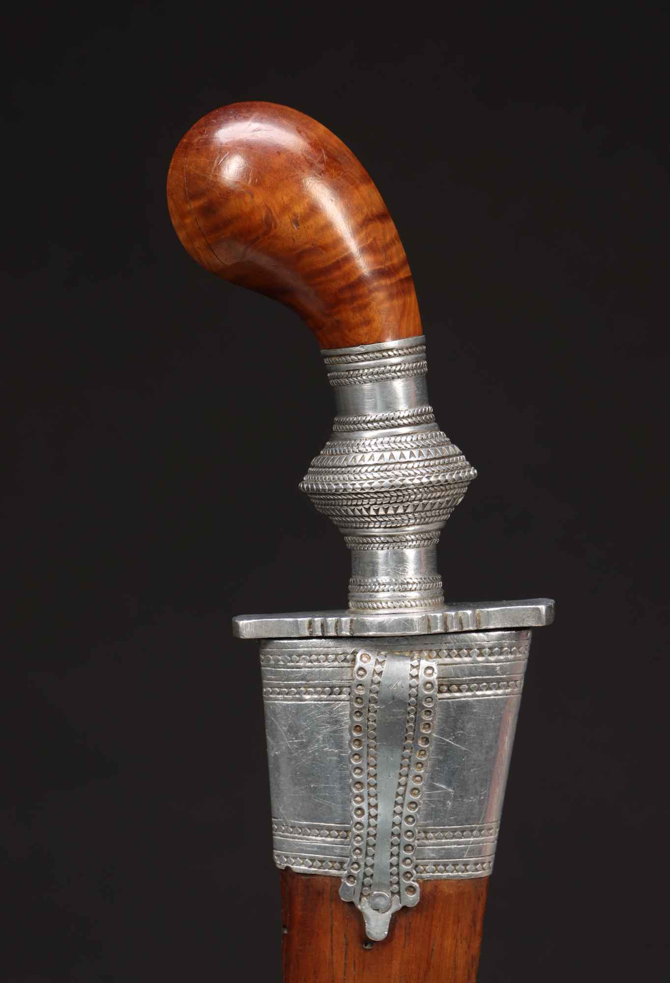 PH841: Moro Punal Dagger