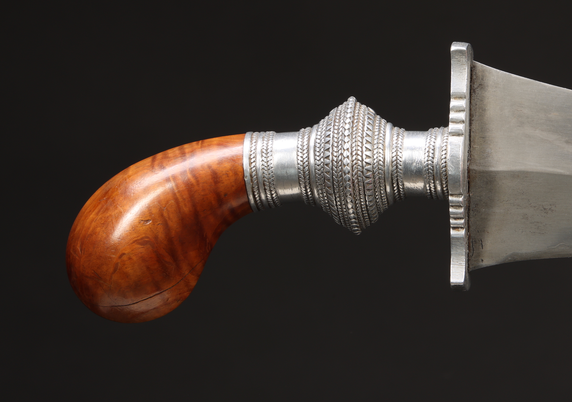 PH841: Moro Punal Dagger