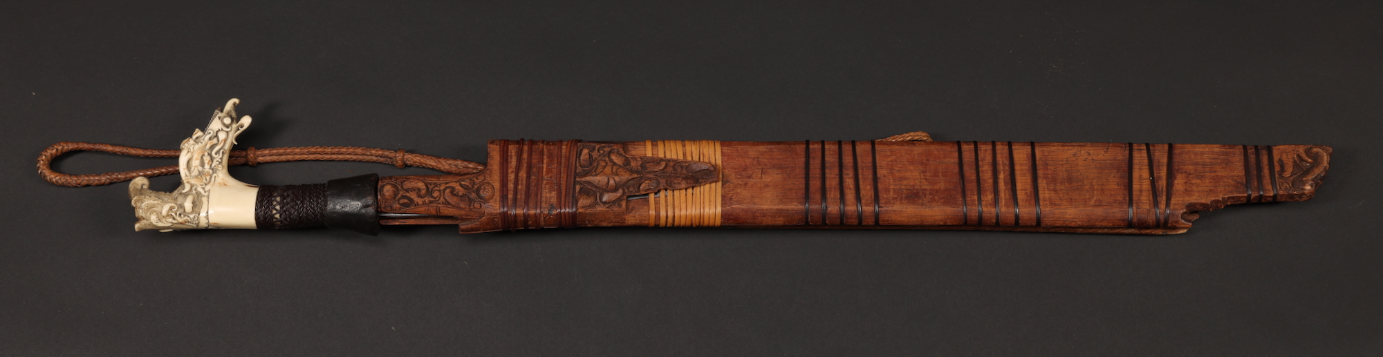 INDO811: Dayak Mandau Sword