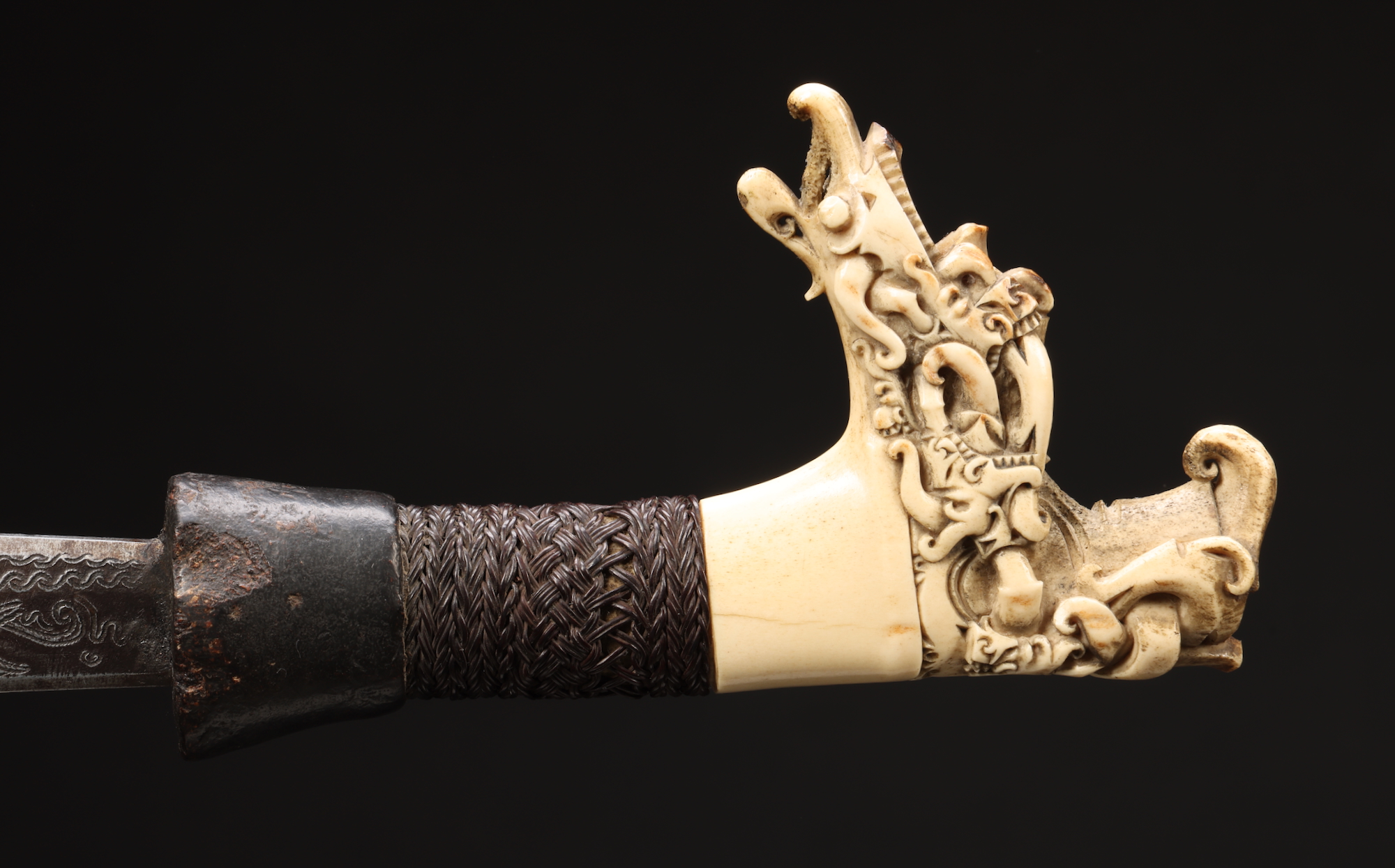 INDO811: Dayak Mandau Sword
