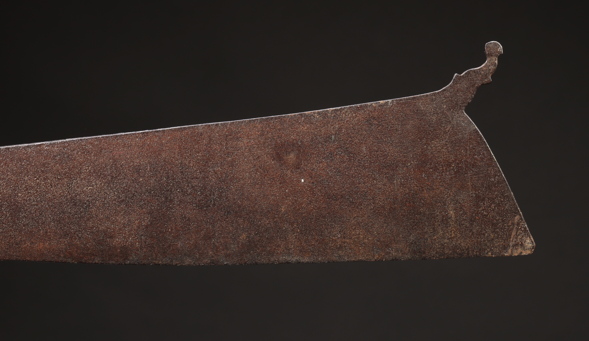 AS624: Cambodian Mak Sword