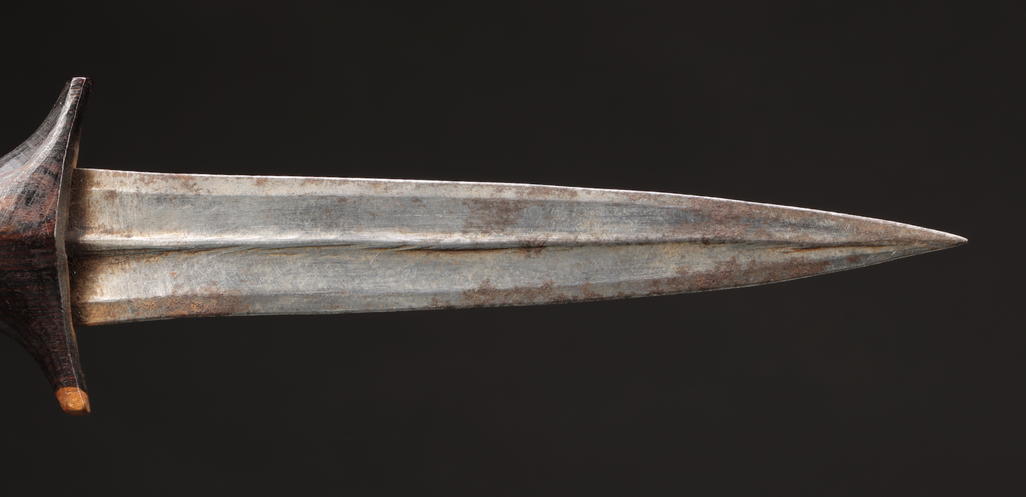 AF653: Sudanese Arm Dagger