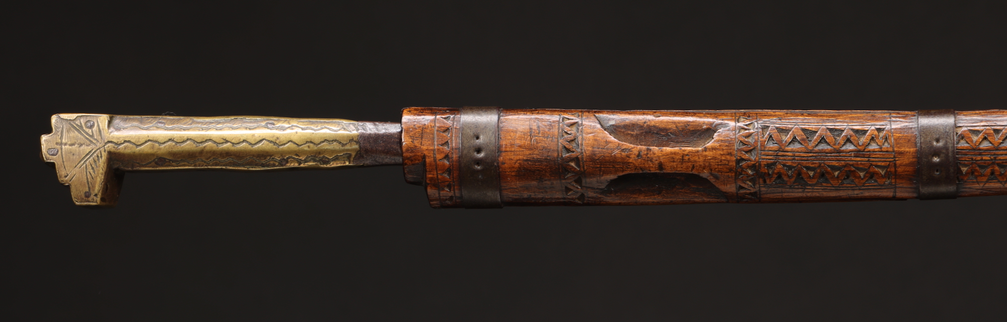 AF654: Flyssa Dagger