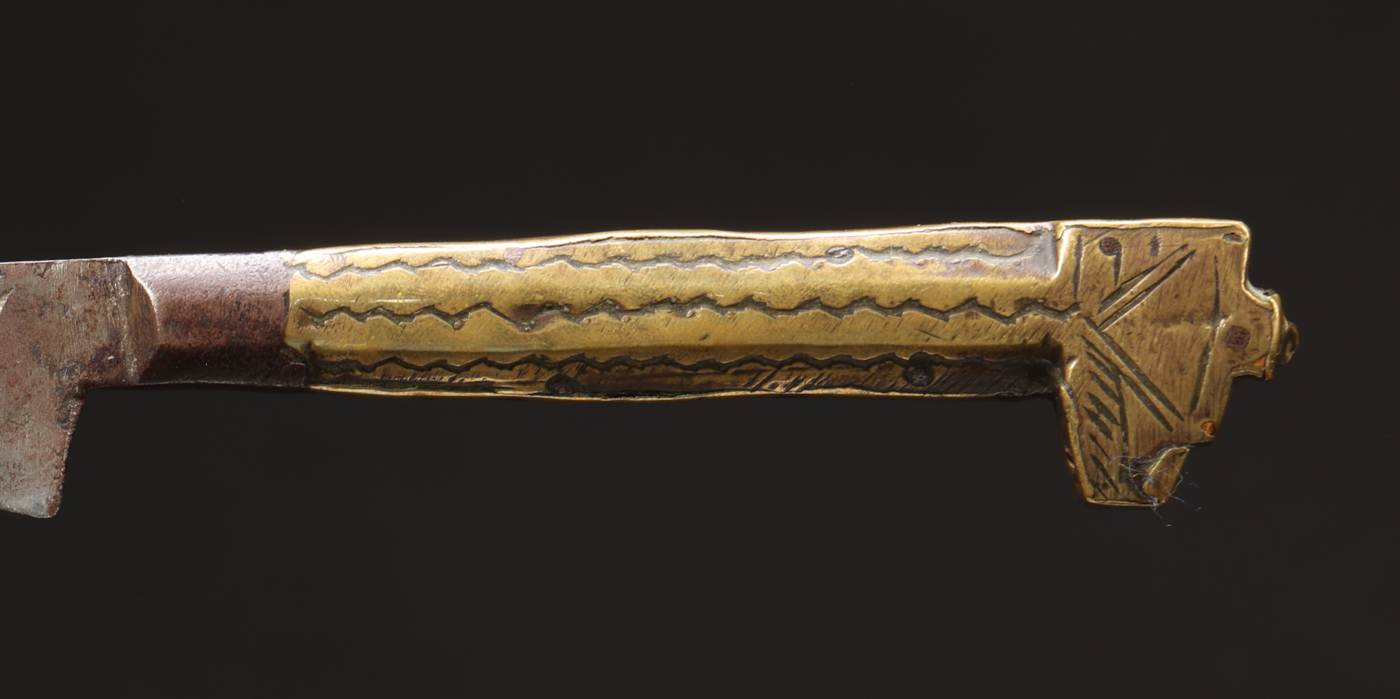 AF654: Flyssa Dagger