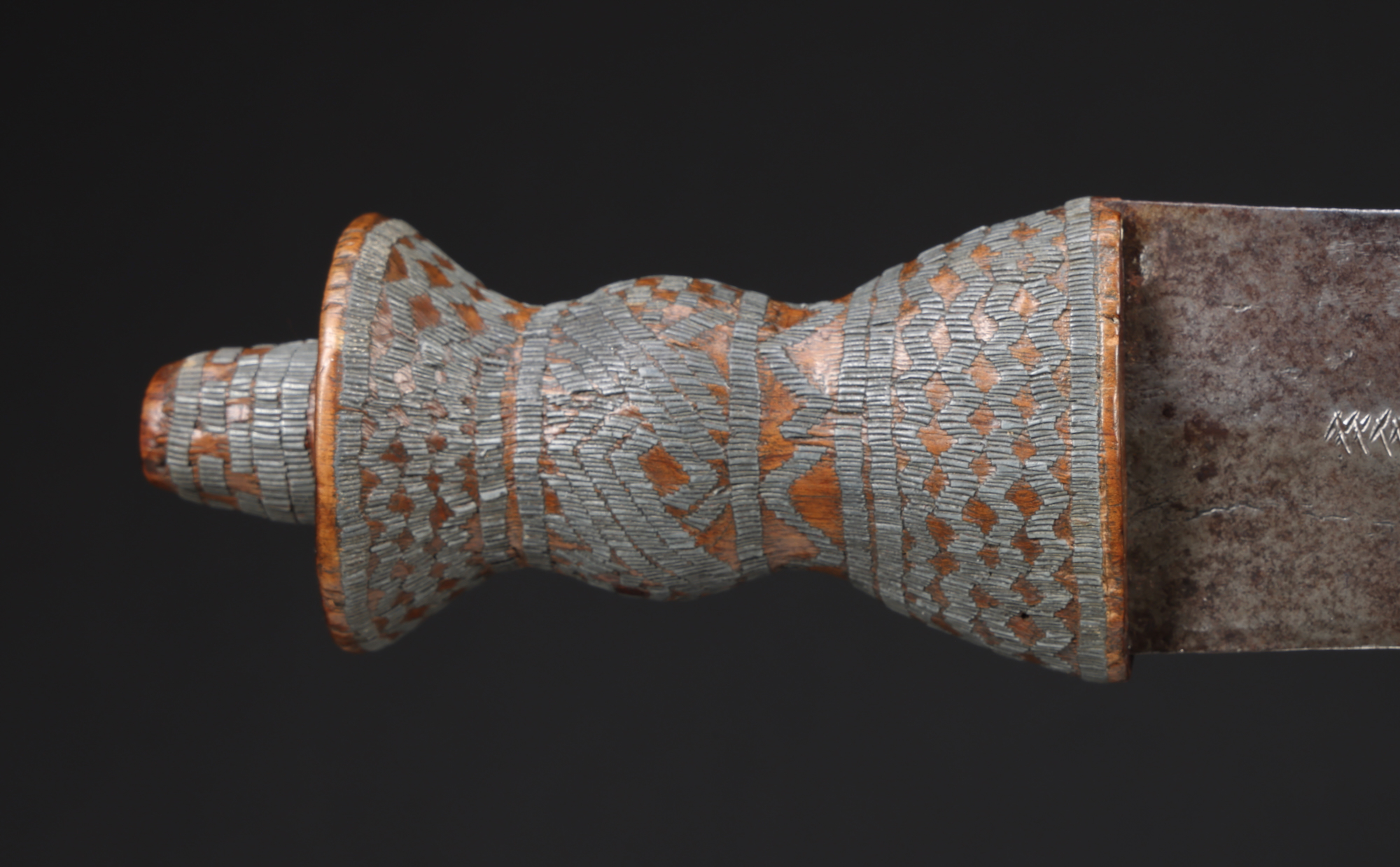 AF657: Kuba Knife