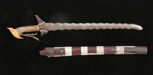 #PH309:   Large Datu quality Moro kris sword with ivory cockatoo handle