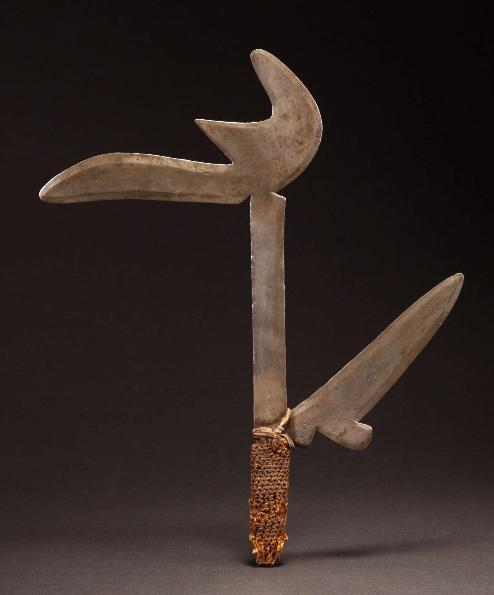 AF607 : Azande Throwing Knife