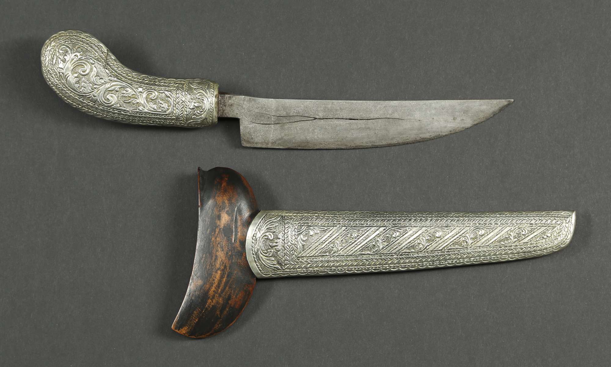 INDO645 : Unusual Javanese Knife