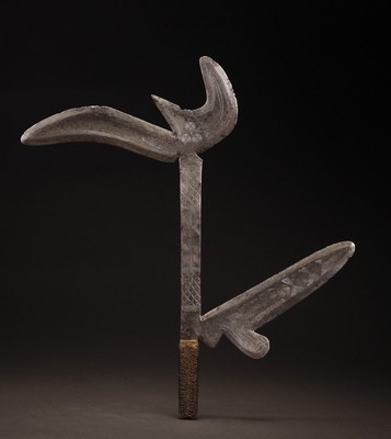 AF592: Azande Throwing Knife
