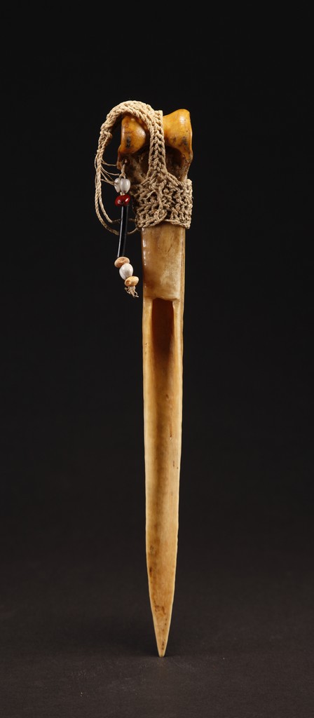 OC483: Asmat Bone Dagger 