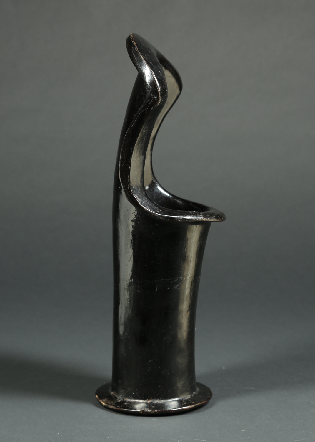 AS582: Nuosuo Yi Arm Guard