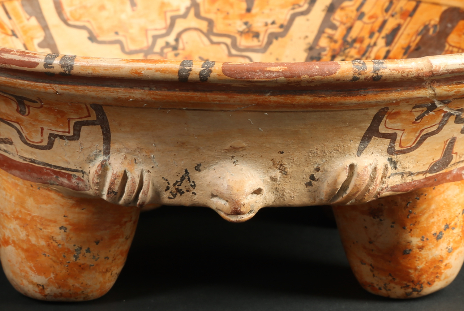 PC422: Mayan Tripod Bowl