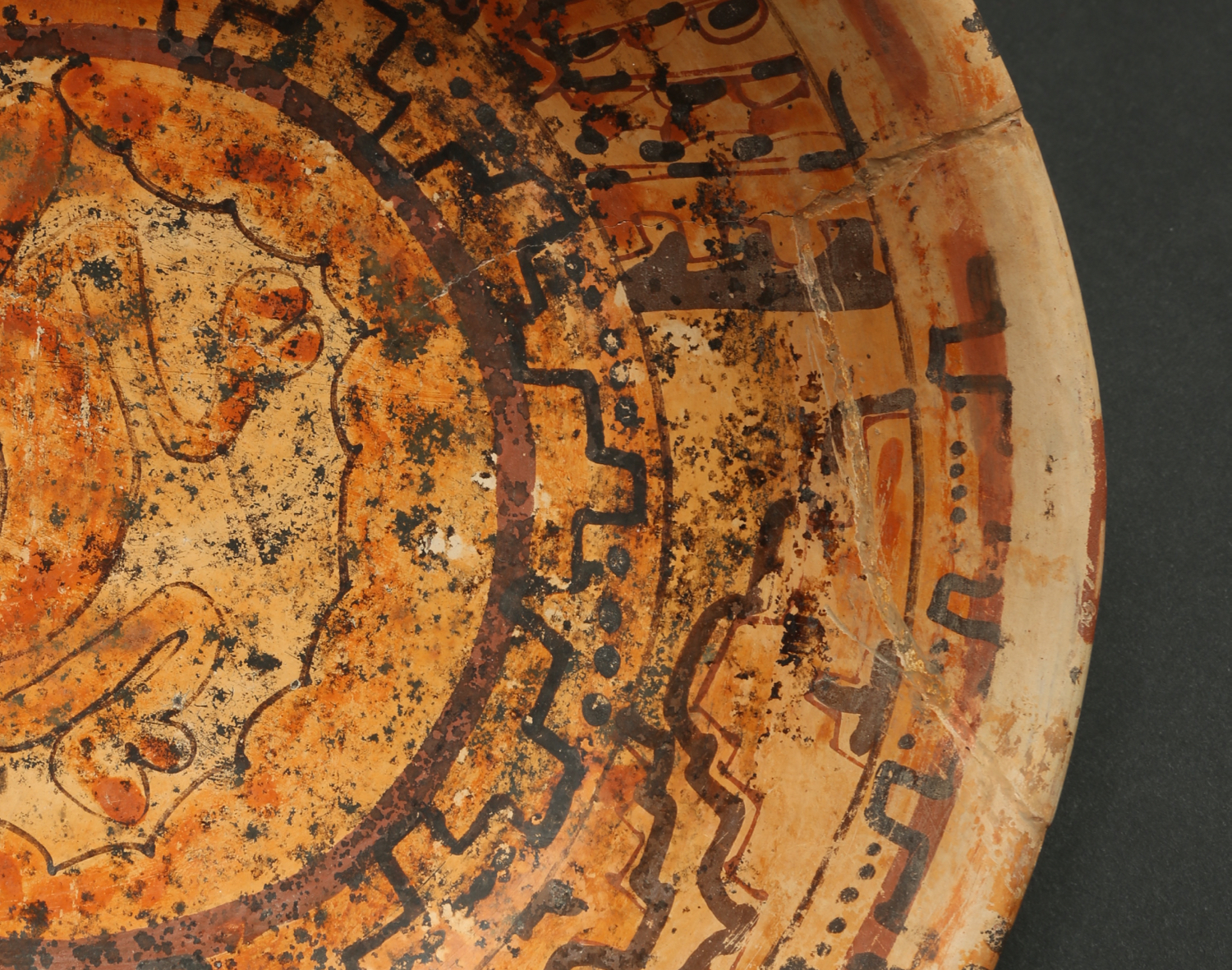 PC422: Mayan Tripod Bowl
