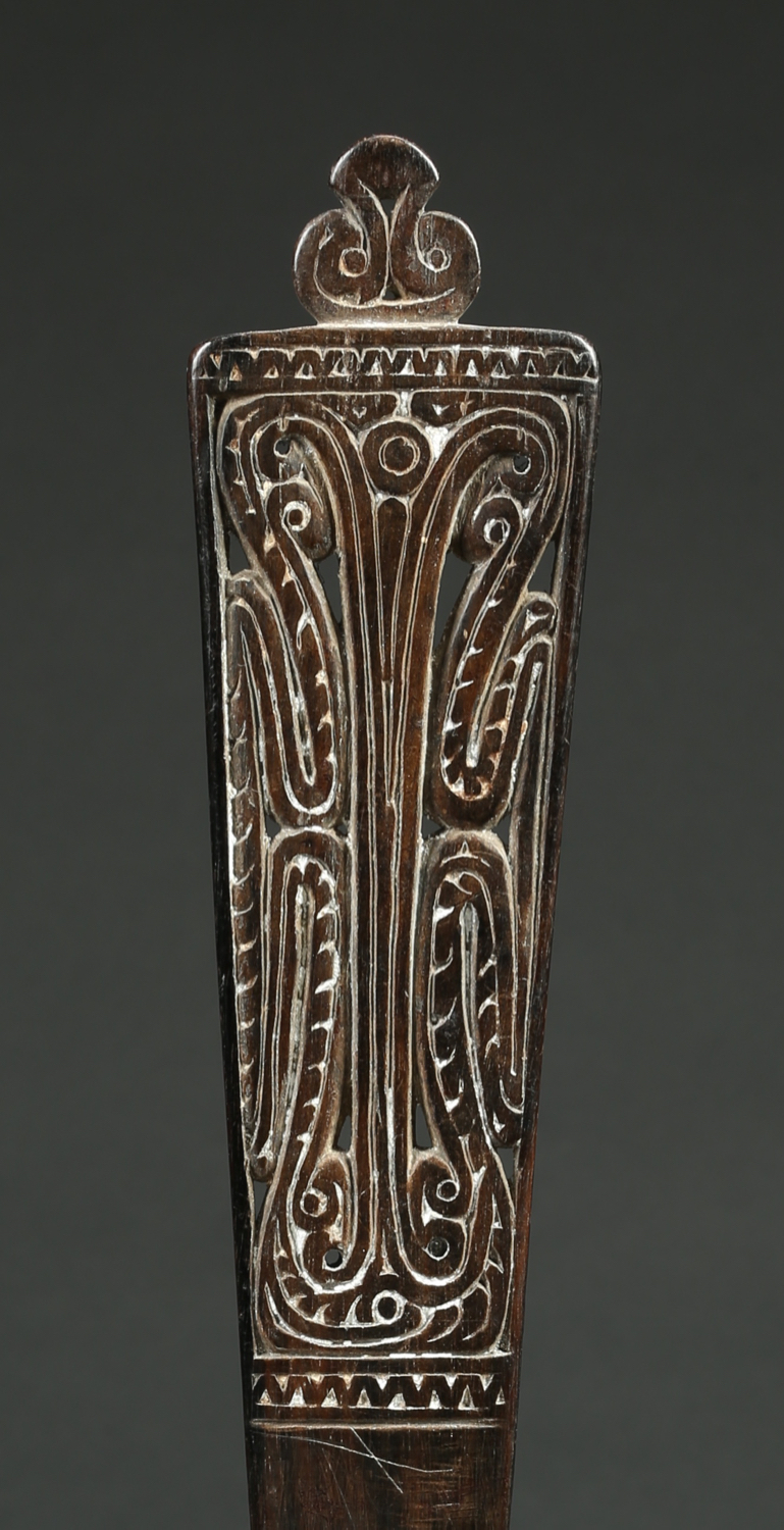 OC555: Massim Lime Spatula