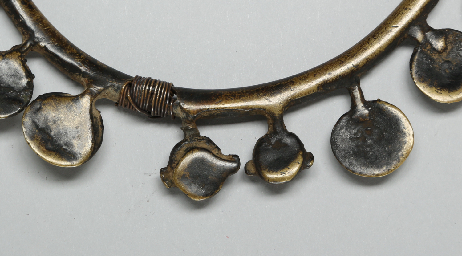 AS592: Naga Bronze Neck Torque