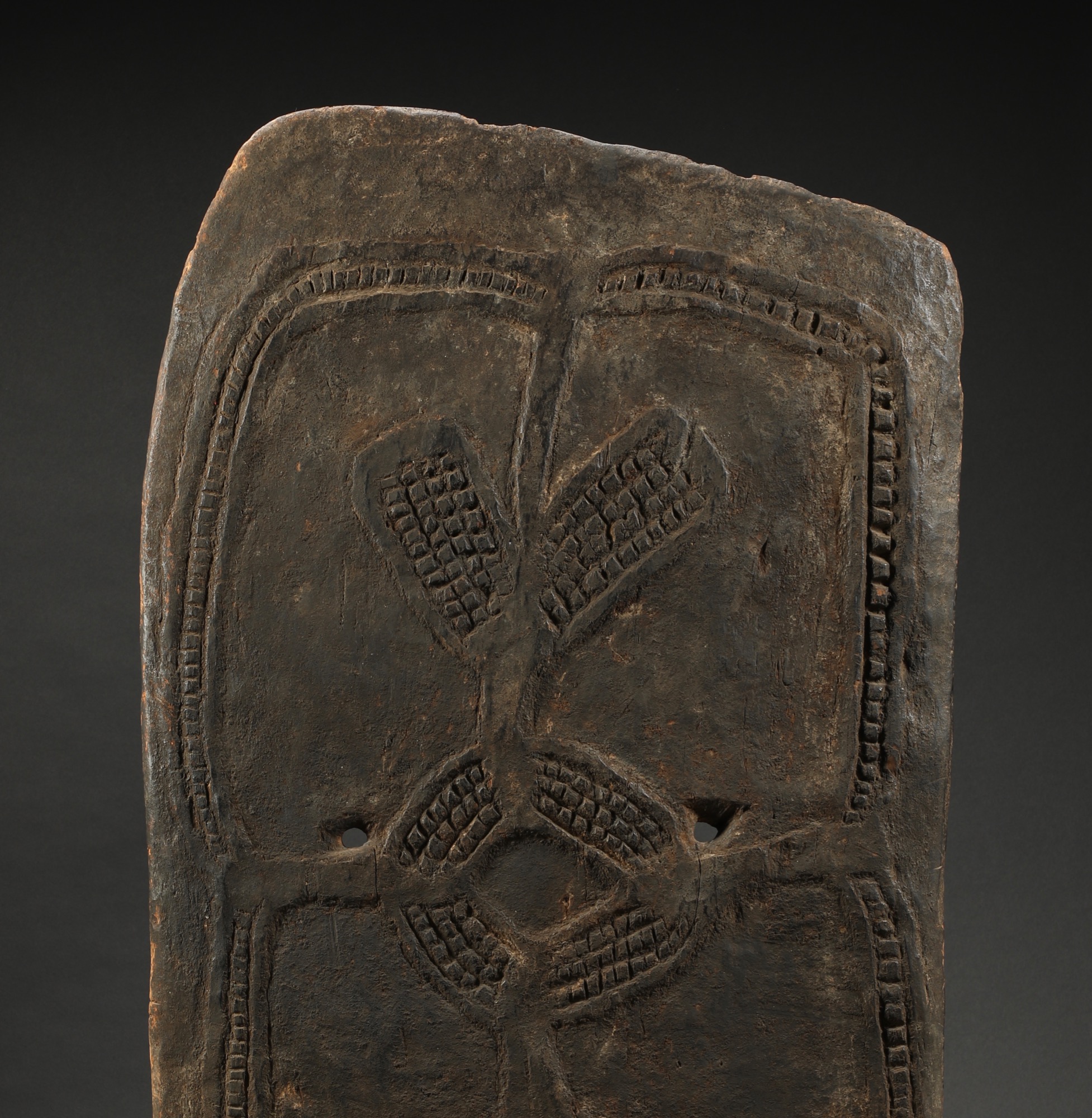 OC587: Simbai War Shield