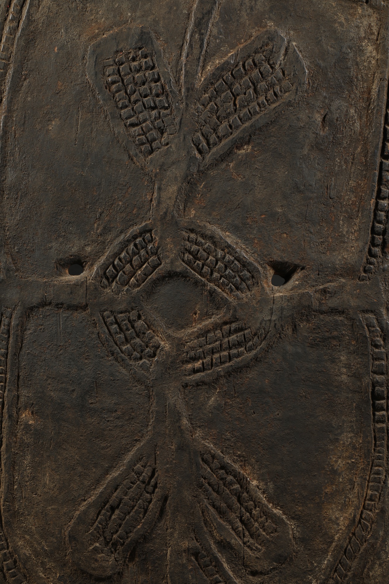 OC587: Simbai War Shield