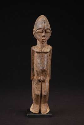 AF543 : Lobi Male Figure